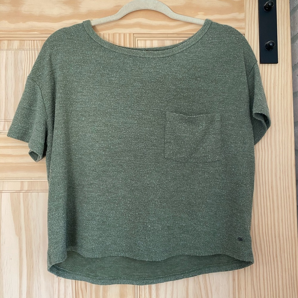 Boxy green crop T-shirt with pocket